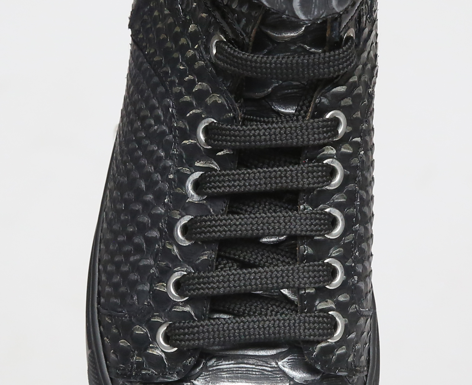 Hochgeschnittener Sneaker, geprägtes Leder, Pythonprägung, Lederfutter, herausnehmbare Innensohle – Bild 3
